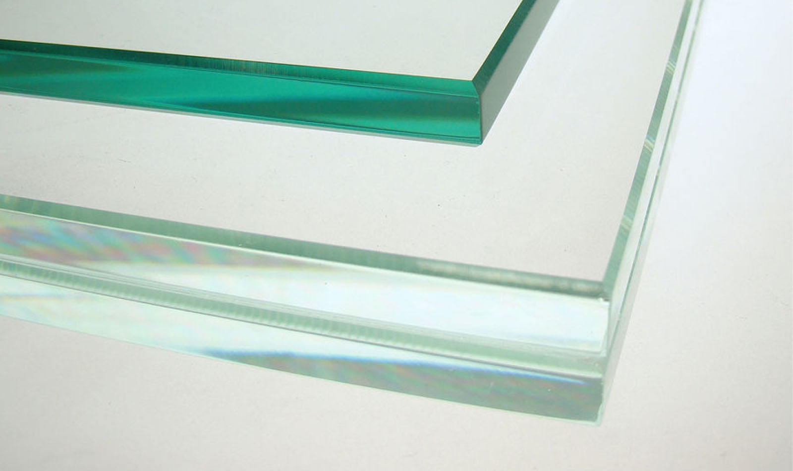 The Difference Between Clear & Low-Iron Glass